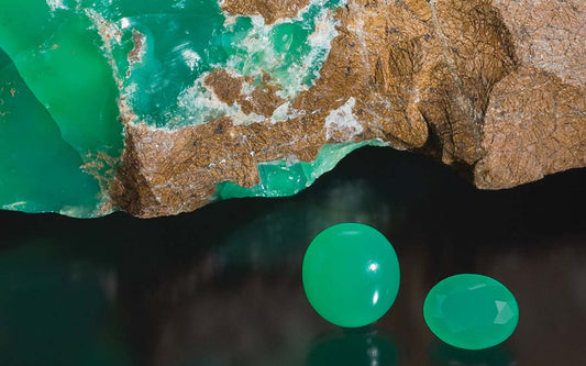 What is Chrysoprase: Unveiling the Enchanting World of Green Treasure